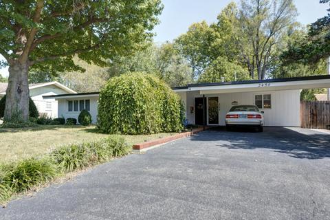 2454 S Luster Ave, Springfield, MO 65804 photo 1