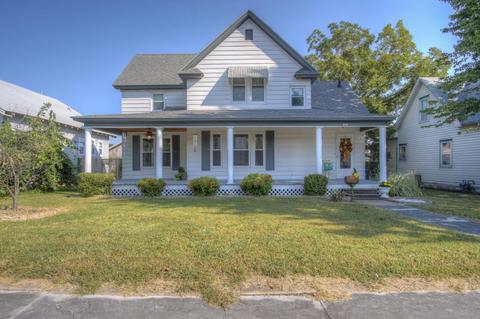 609 Olive St, Carthage, MO 64836 photo 1