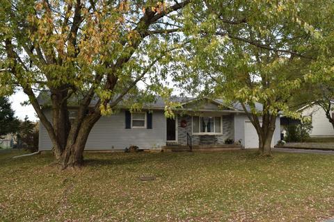 855 Daniels St, Aurora, MO 65605 photo 1