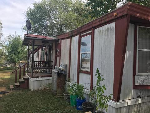 313 Walnut St, Thayer, MO 65791 photo 1