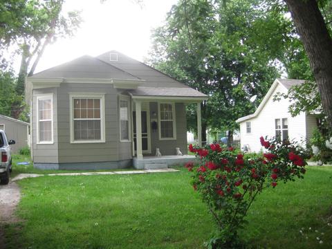 1627 N Hayes Ave, Springfield, MO 65803 photo 1