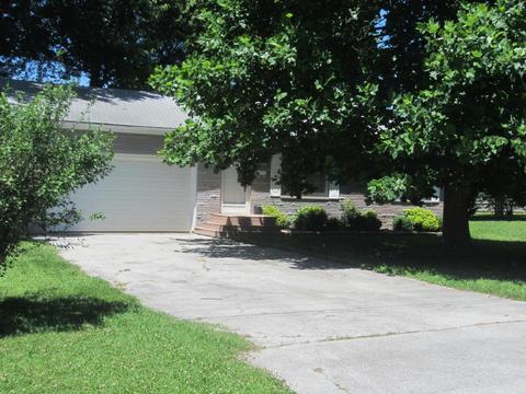 2949 E Walnut St, Springfield, MO 65802 photo 1