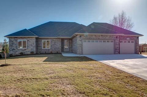 2482 W Cardinal St, Springfield, MO 65810 photo 1