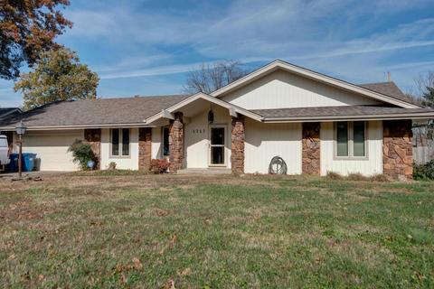 1717 E Cardinal St, Springfield, MO 65804 photo 1