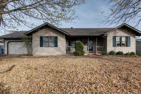 426 Hilltop Ave, Sparta, MO 65753 photo 1