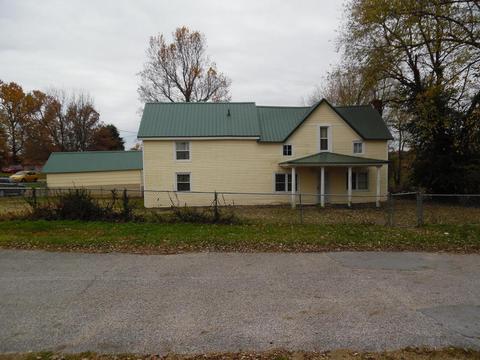 602 Center St, Exeter, MO 65647 photo 1