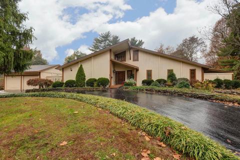 2316 E Broadmoor St, Springfield, MO 65804 photo 1