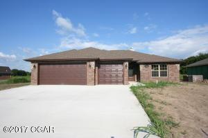 707 Elliot Dr, Carl Junction, MO 64834 photo 1