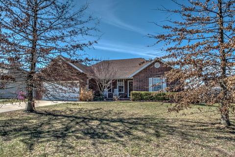 951 Lewis St, Marshfield, MO 65706 photo 1