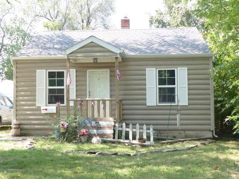 2435 N Delaware Ave, Springfield, MO 65803 photo 1