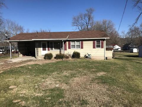 1000 E Washington Ave, Ava, MO 65608 photo 1