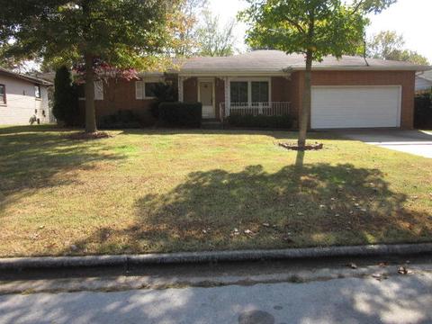 1446 E Smith St, Springfield, MO 65803 photo 1