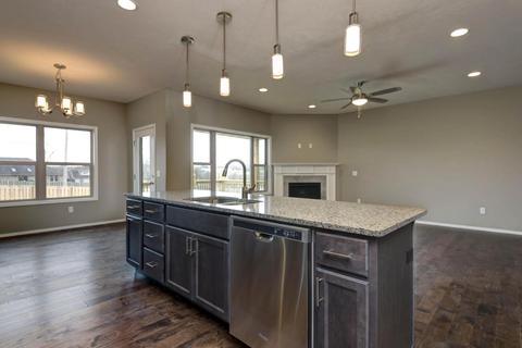 4312 E Kentbrook Dr, Springfield, MO 65802 photo 3