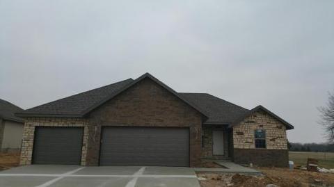 2136 N Pavilion Pl, Strafford, MO 65757 photo 1
