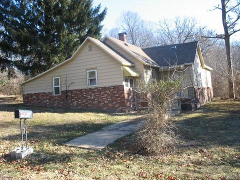 920 Parkway Dr, Cabool, MO 65689 photo 1