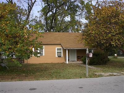 735 E Talmage St, Springfield, MO 65803 photo 1