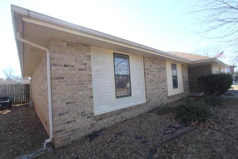 1630 W Primrose St, Springfield, MO 65807 photo 1
