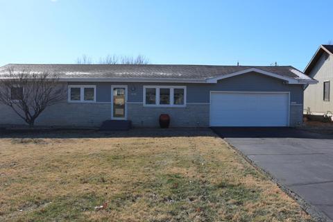3152 W Crestview St, Springfield, MO 65807 photo 1