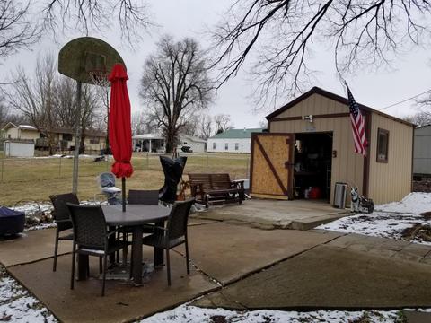 515 W Logan St, Monett, MO 65708 photo 32
