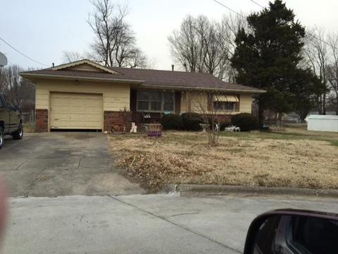 910 S Old Orchard Ave, Springfield, MO 65802 photo 1