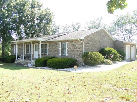 1925 Christopher St, West Plains, MO 65775 photo 1