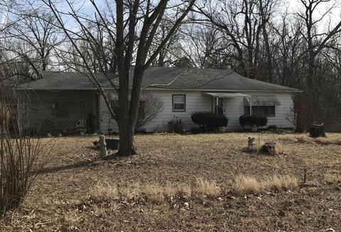 2675 N Marshall Rd, Marshfield, MO 65706 photo 1