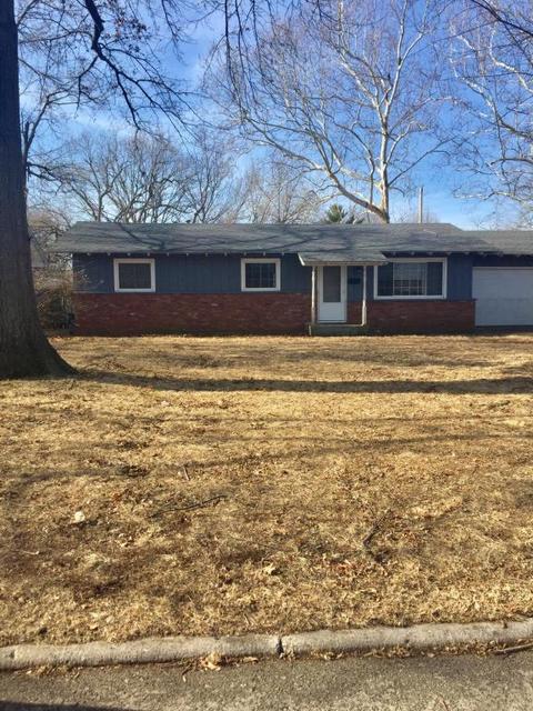 3239 S Dayton Ave, Springfield, MO 65807 photo 1