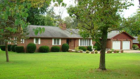 607 W 5th, Mountain View, MO 65548 photo 1