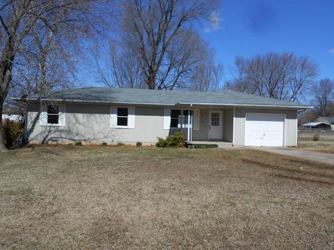 105 Southview Dr, Willard, MO 65781 photo 1