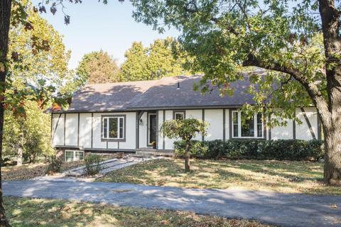 1825 E 45th St, Joplin, MO 64804 photo 1