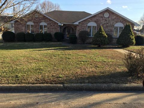 910 E Colgate St, Bolivar, MO 65613 photo 1