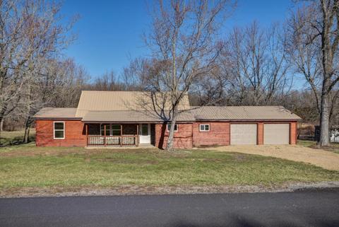 3722 Tracks Rd, Marshfield, MO 65706 photo 1