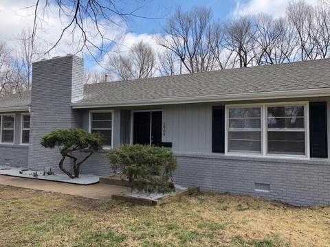 1904 S Glencrest Ave, Springfield, MO 65804 photo 2
