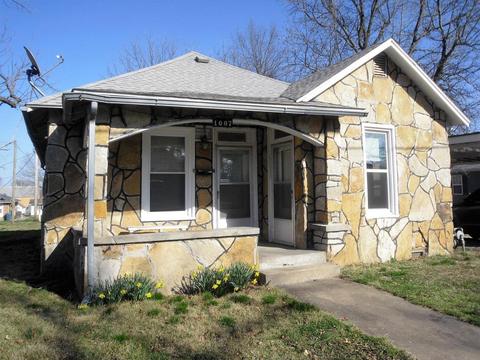 1007 9th St, Monett, MO 65708 photo 1