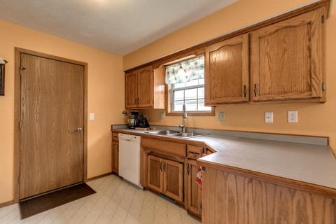 3011 W Cherokee St, Springfield, MO 65807 photo 11
