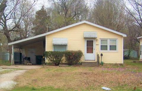 2423 W Madison St, Springfield, MO 65802 photo 1