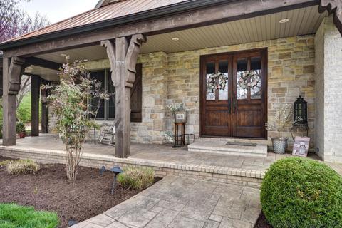 1739 W Nottingham St, Springfield, MO 65810 photo 1