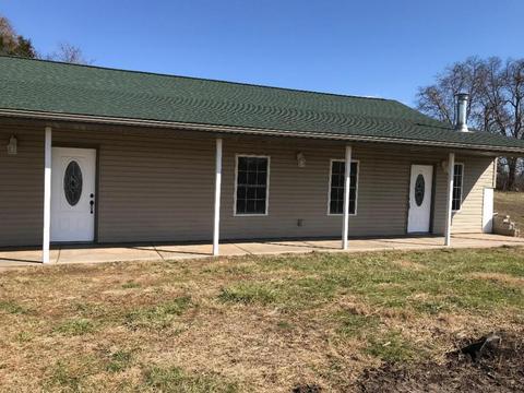 1558 Lee Ridge Rd, Crane, MO 65633 photo 1