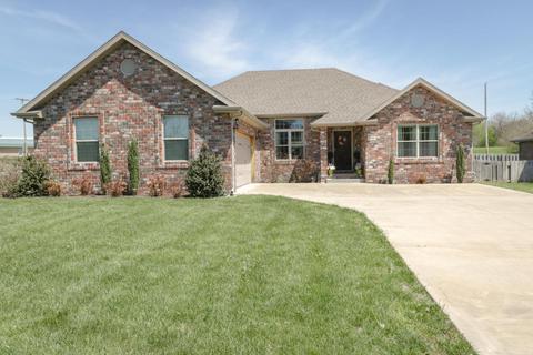 1390 N Rosedale Ct, Springfield, MO 65802 photo 1