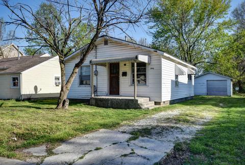 1946 W Atlantic St, Springfield, MO 65803 photo 1
