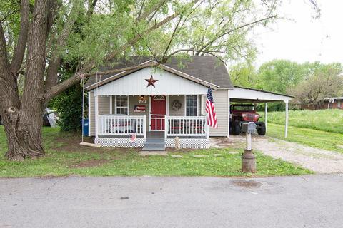 108 Elm St, Nixa, MO 65714 photo 1