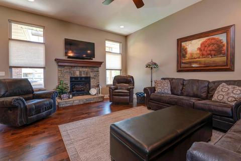 455 E Lombardy Dr, Republic, MO 65738 photo 7