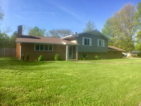 705 Hillcrest Dr, Monett, MO 65708 photo 1