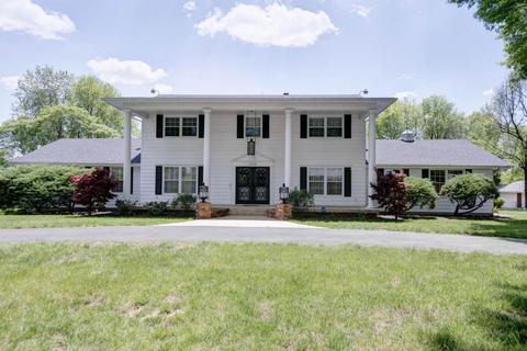 1710 E Arlington Rd, Springfield, MO 65804 photo 1