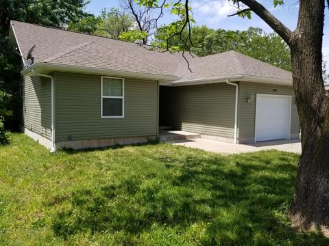 1443 N Forest Ave, Springfield, MO 65802 photo 1