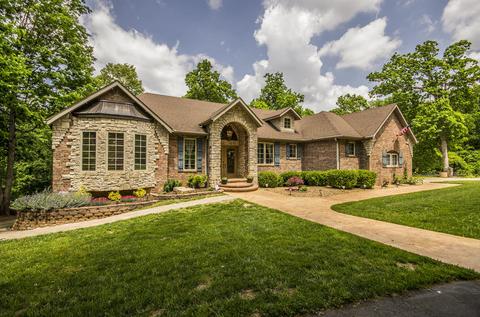 7325 W Michelangelo Dr, Springfield, MO 65803 photo 1