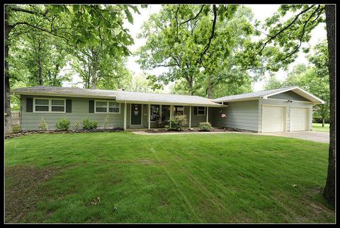 715 E Glendale St, Aurora, MO 65605 photo 1