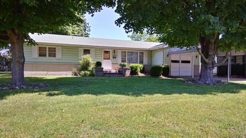 1943 E High St, Springfield, MO 65803 photo 1
