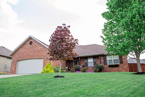 855 E Roubidoux St, Nixa, MO 65714 photo 1