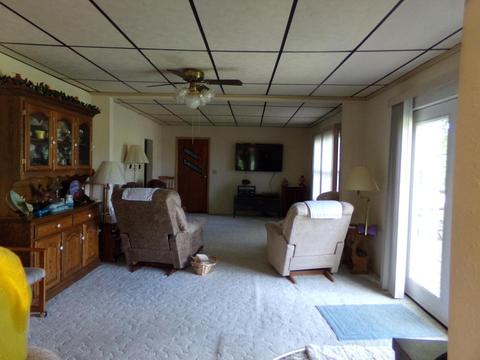 203 E Valley St, Willow Springs, MO 65793 photo 1